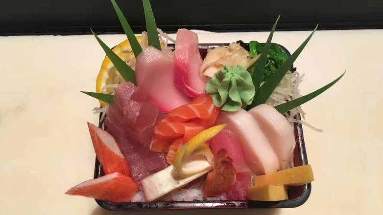 Order Chirashi food online from Ichiban Japanese Bistro & Steakhouse store, Grand Blanc on bringmethat.com