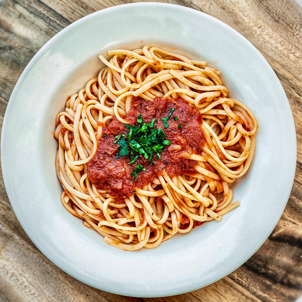 Order Linguine with Marinara Sauce - Small food online from Amici's East Coast Pizzeria store, Vacaville on bringmethat.com