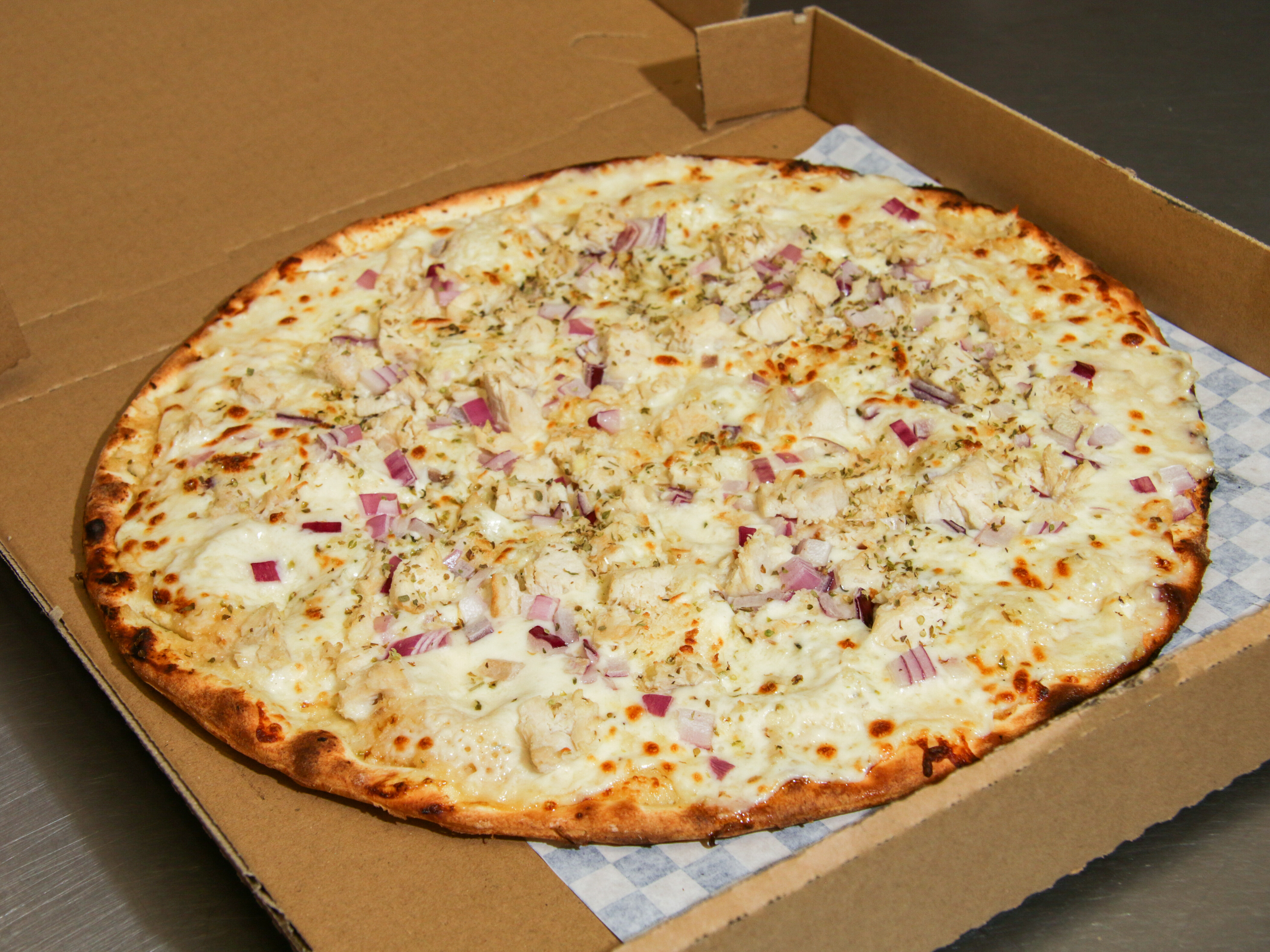Order White Specialty Pizza food online from Vegas Best Pizza store, Las Vegas on bringmethat.com