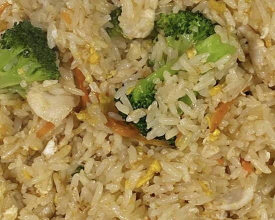 Order Broccoli Fried Rice food online from Thai Basil store, Springfield on bringmethat.com