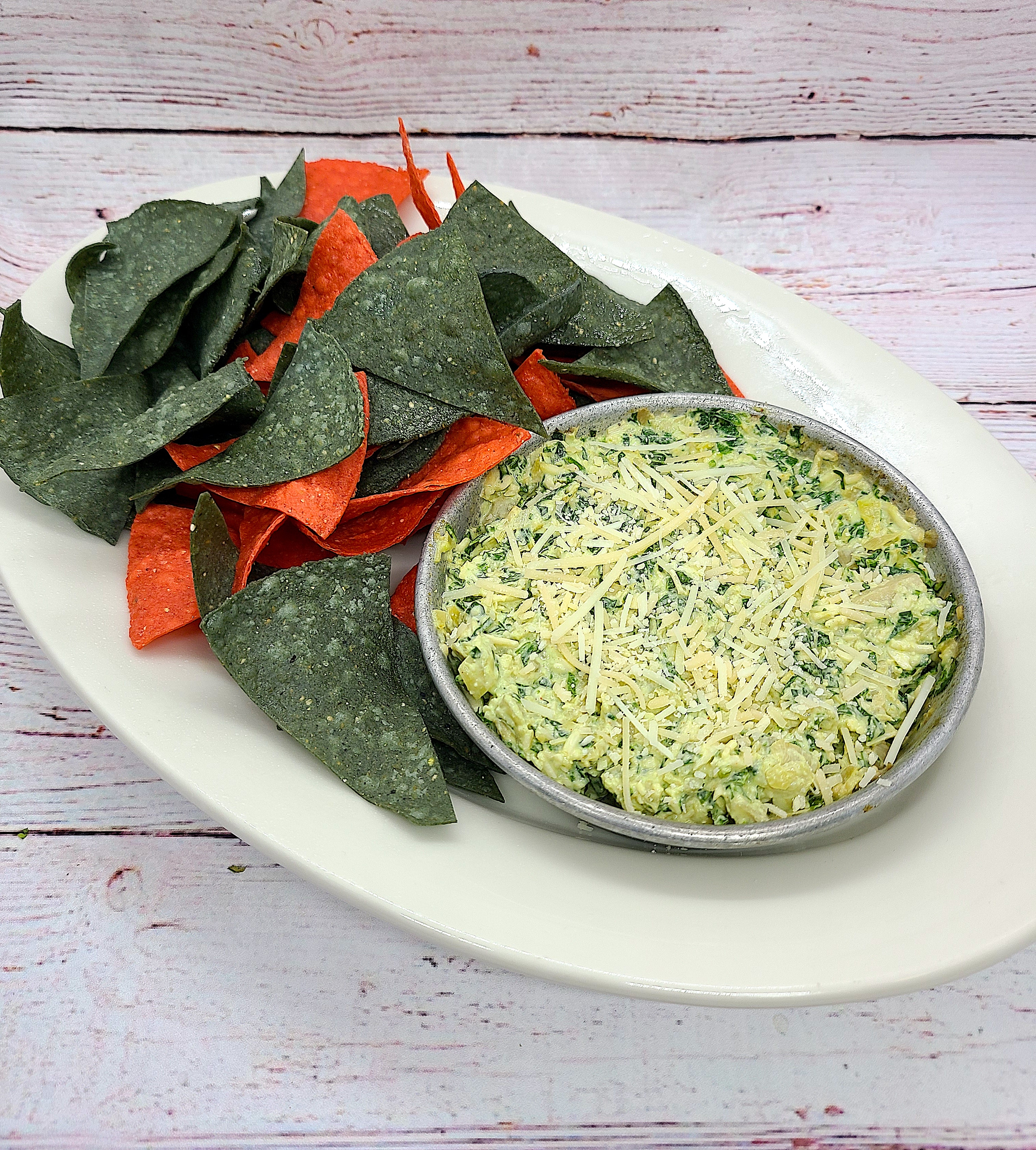 Order Spinach Artichoke Dip and Chips food online from Selma Chicago Pizzeria store, San Juan Capistrano on bringmethat.com