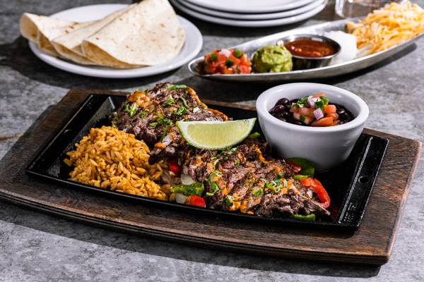 Order Steak Fajitas food online from Chili'S Grill &Amp; Bar store, Westminster on bringmethat.com