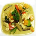 Order Green Curry food online from Dowize Bistro store, Wilmette on bringmethat.com
