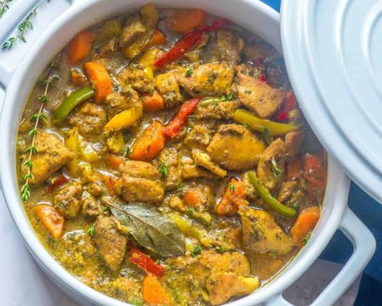 Order Curried Chicken food online from Hot Spot Jamaican American Cuisine store, Albany on bringmethat.com
