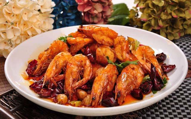 Order Spicy Jumbo Shrimp 香辣大虾 food online from Le's Restaurant store, Ames on bringmethat.com