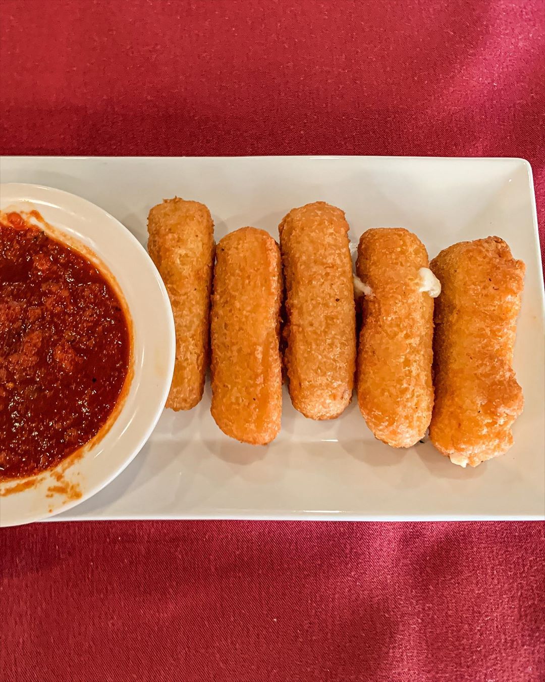Order 6 Mozzarella Sticks food online from 3 Brothers Pizza Cafe store, Farmingdale on bringmethat.com