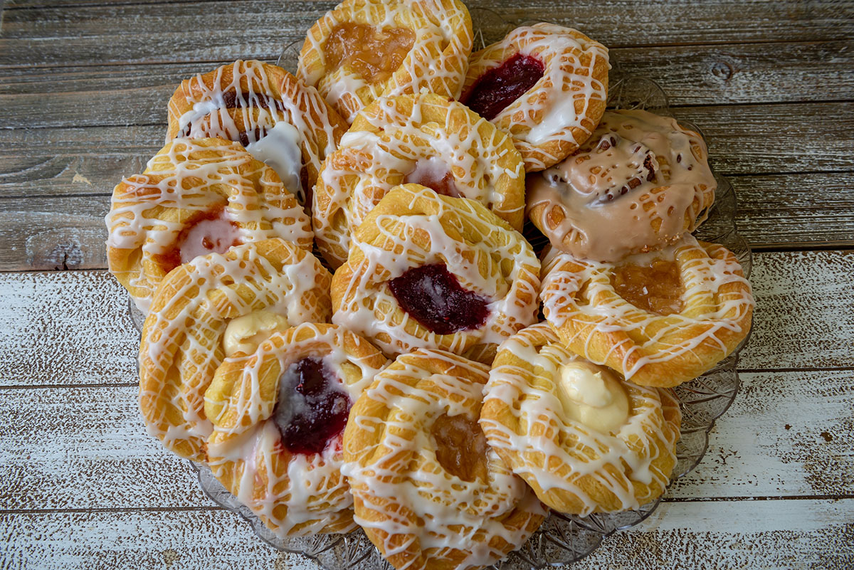 Order Assorted Danish Tray  food online from Federal Bake Shop Inc store, Chattanooga on bringmethat.com