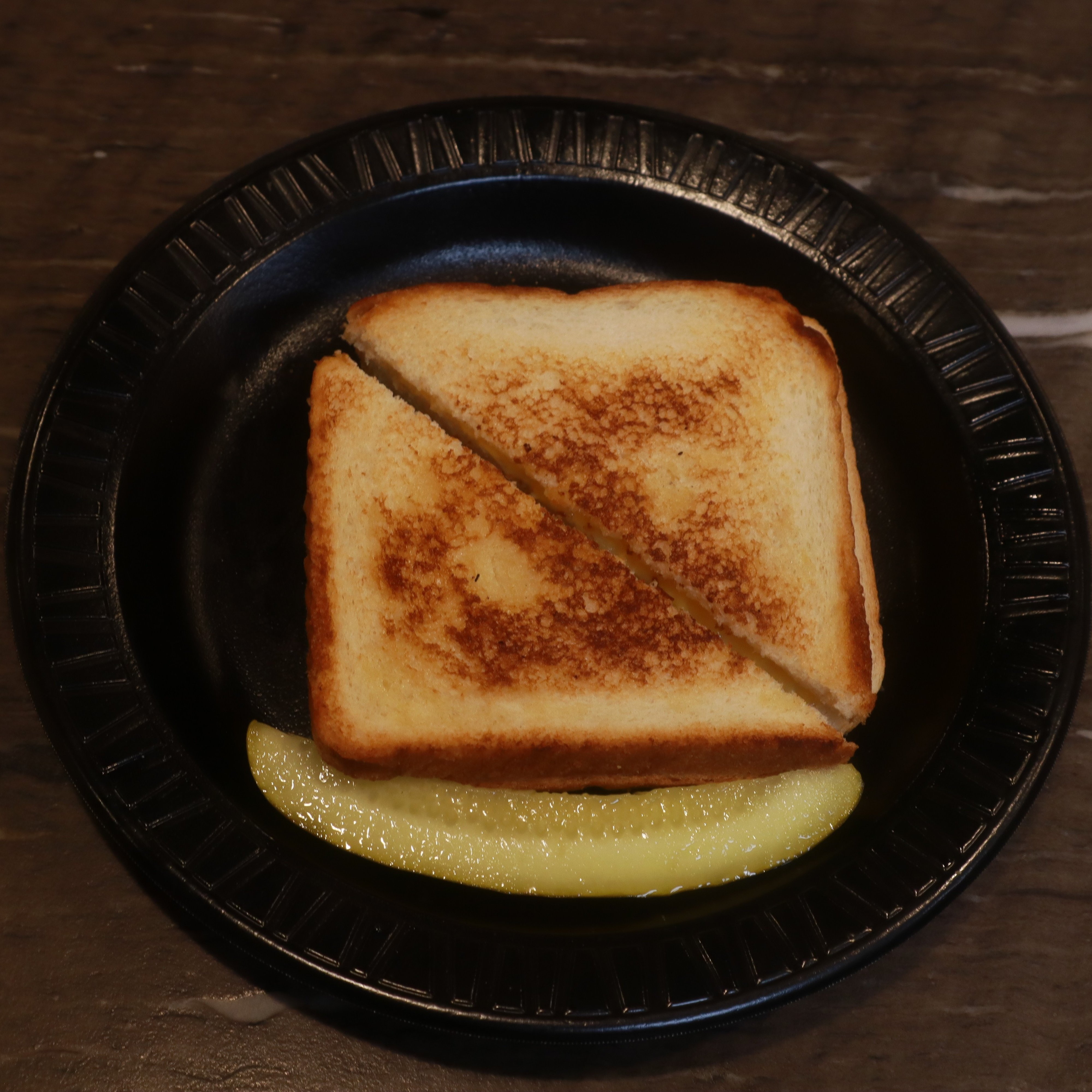 Order Grilled Cheese Sandwich food online from Tom And Jerry store, Rockford on bringmethat.com