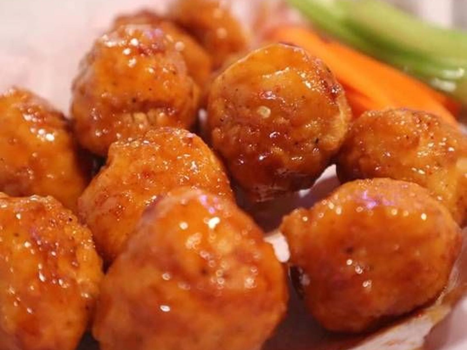 Order BoneLESS wings Full Pound food online from High 5 Grille store, Tucson on bringmethat.com