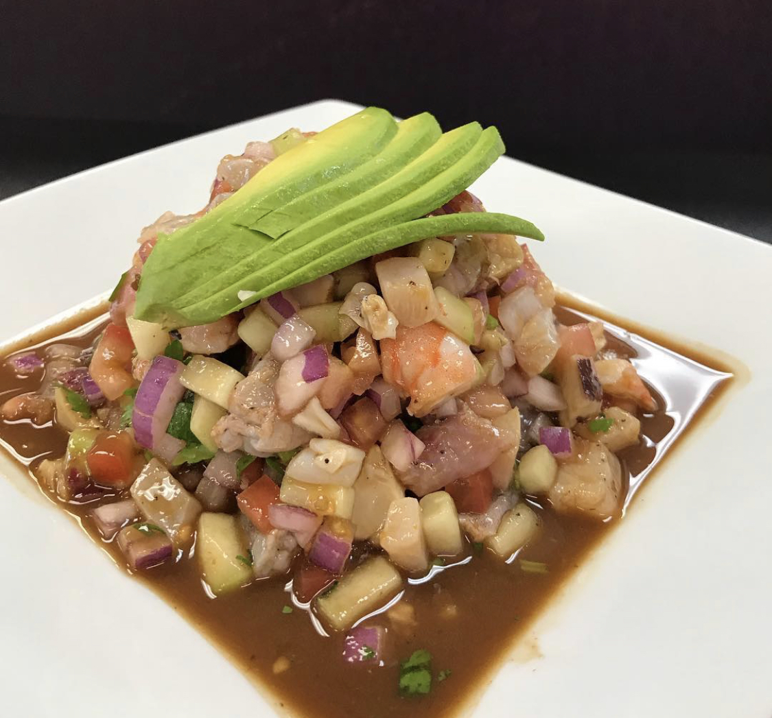 Order Ceviche Guamuchil food online from Emporio Sushi & Mariscos store, Downey on bringmethat.com