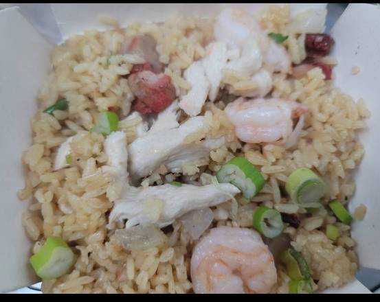 Order House Special Fried Rice 本楼炒饭Quart food online from Mr. Wonton store, Egg Harbor Township on bringmethat.com