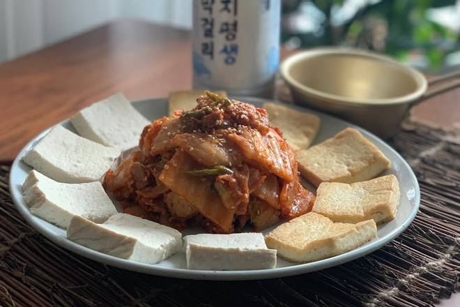 Order Tofu Kimchi  food online from Koreana Restaurant store, Beaverton on bringmethat.com