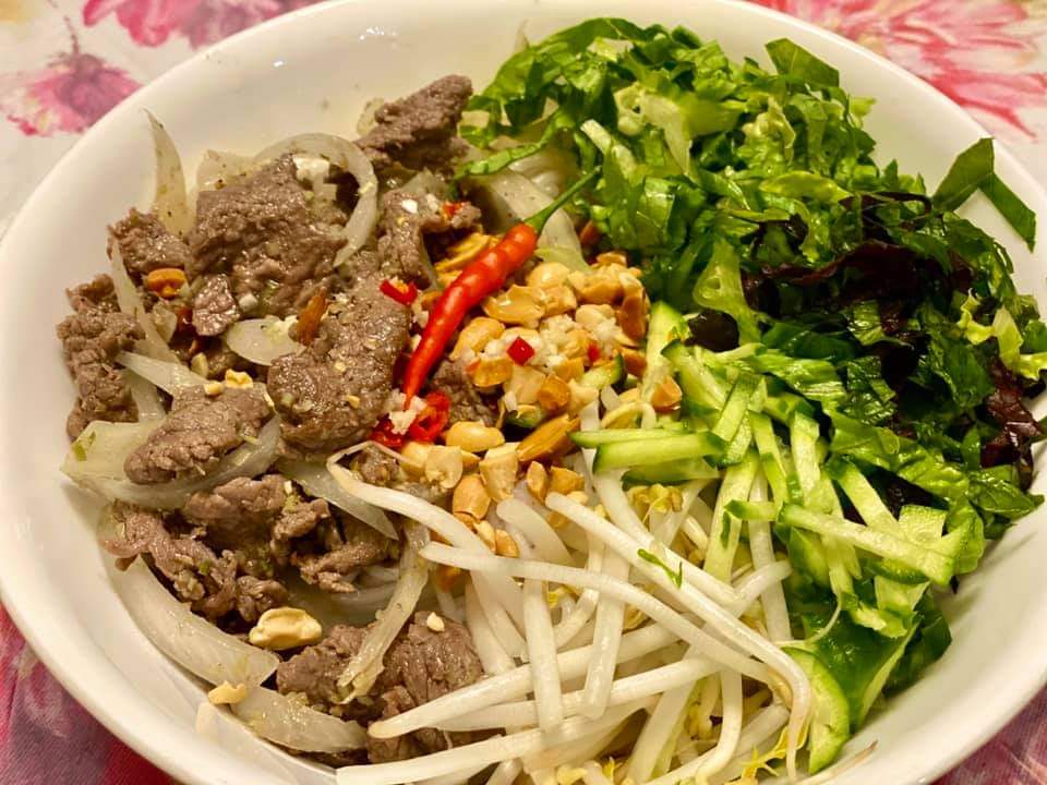 Order 54.Pork Lemongrass with Rice Noodle food online from Tuyet Mai store, San Francisco on bringmethat.com