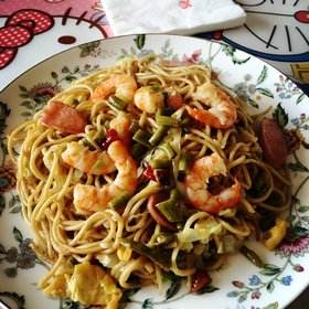 Order 46. House Special Lo Mein food online from Mr. Rice store, Rahway on bringmethat.com