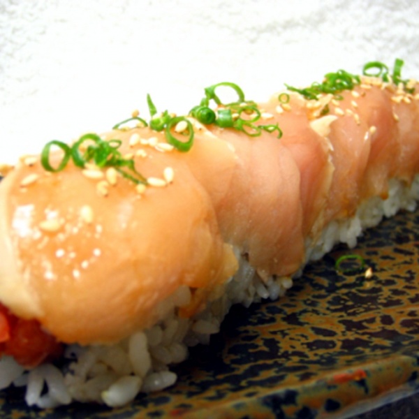 Order Hawaiian Roll food online from Fuji Sushi store, Camarillo on bringmethat.com