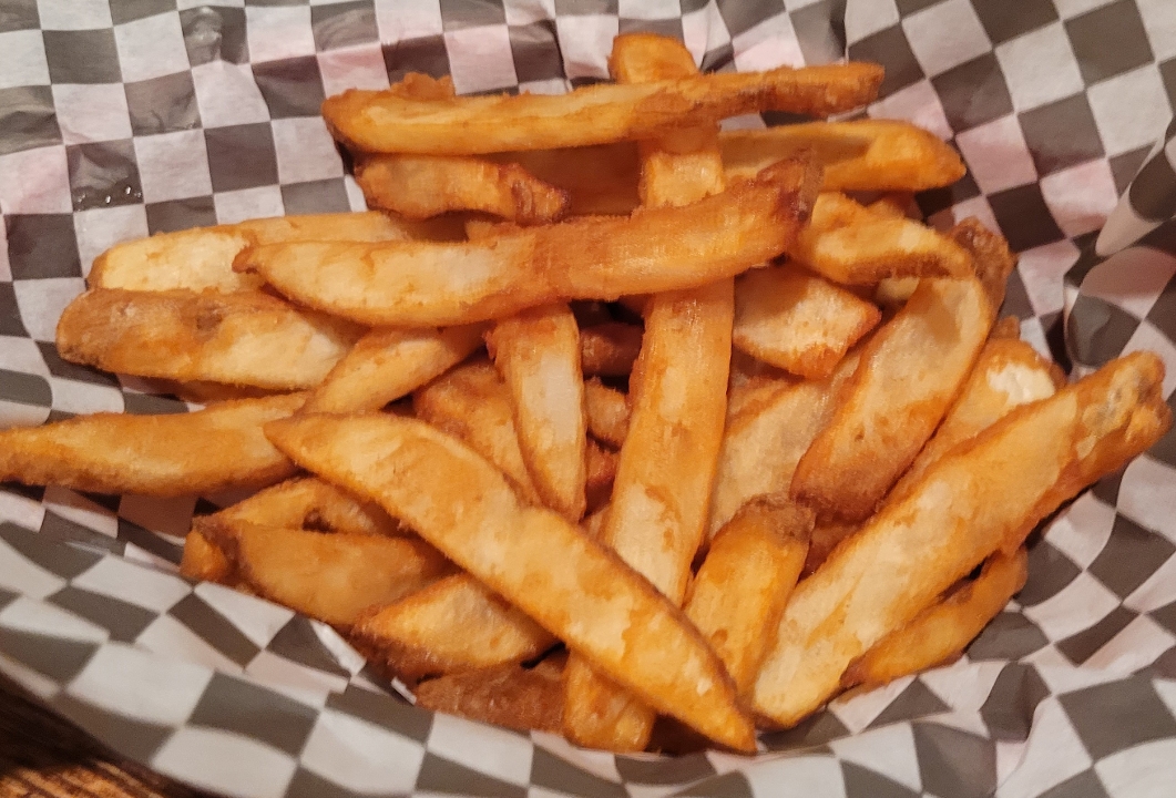 Order Fries: Beer Battered food online from JJ Twigs Pizza Pub store, Palatine on bringmethat.com