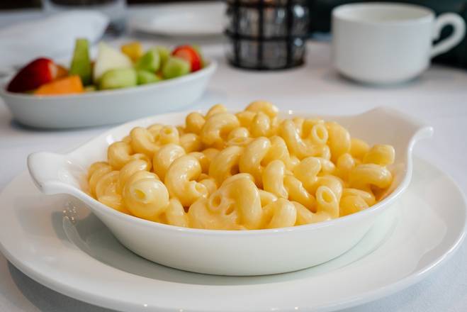 Order Mac & Cheese food online from The Boathouse at Short Pump store, Richmond on bringmethat.com
