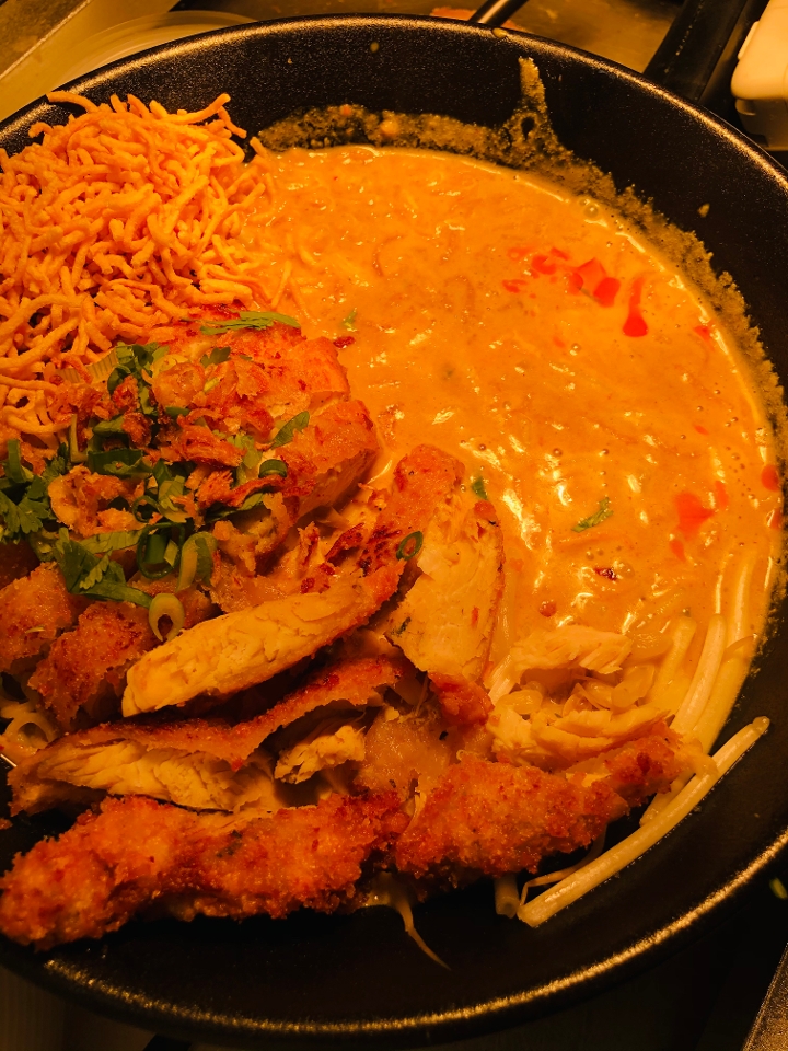 Order Khao Soi food online from 26 Thai Sushi & Bar At Brookhaven. store, Brookhaven on bringmethat.com
