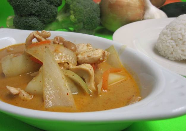 Order Masamun Curry food online from Bangkok House store, Lexington on bringmethat.com