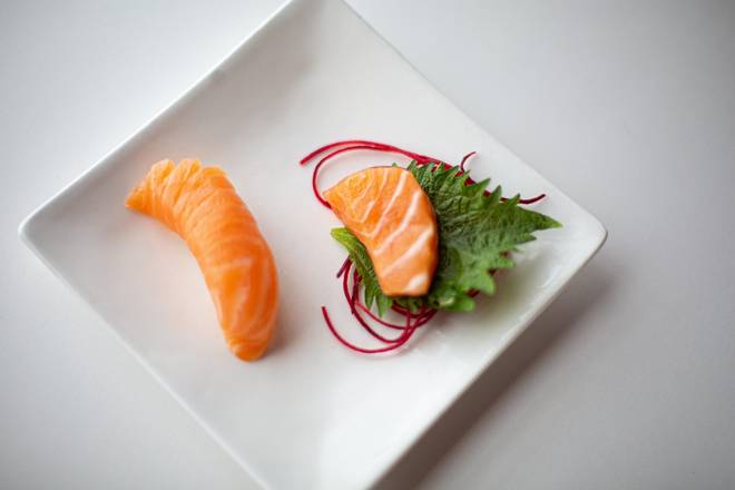 Order Salmon (C) food online from Tokyo Japanese Steakhouse And Sushi store, Fort Gratiot Township on bringmethat.com