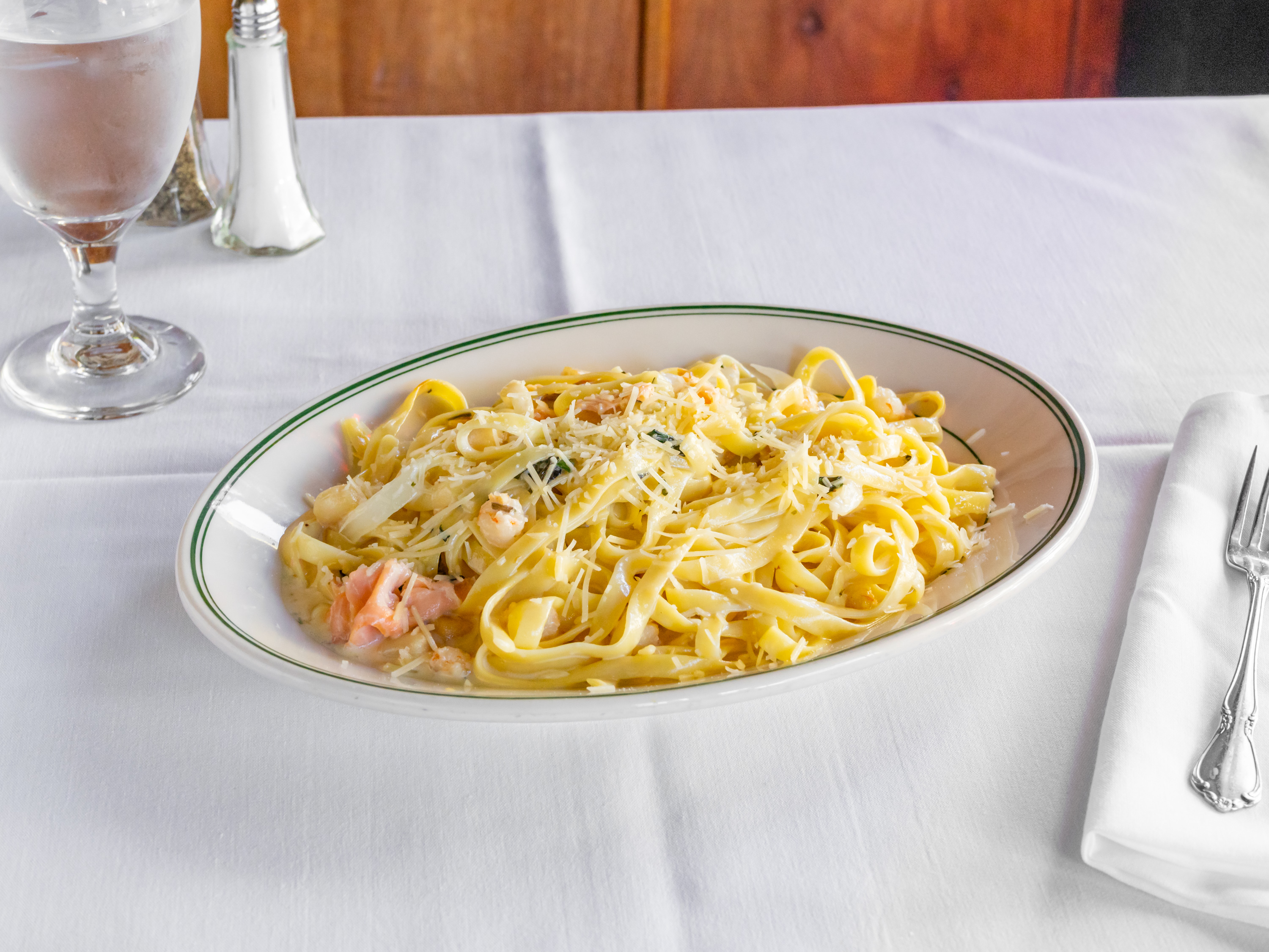 Order Seafood Pasta food online from Hyde Street Seafood House store, San Francisco on bringmethat.com