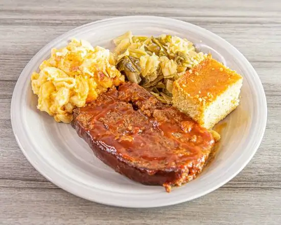 Order Meatloaf Dinner food online from Big Country Bbq & Soulfood store, Stockbridge on bringmethat.com