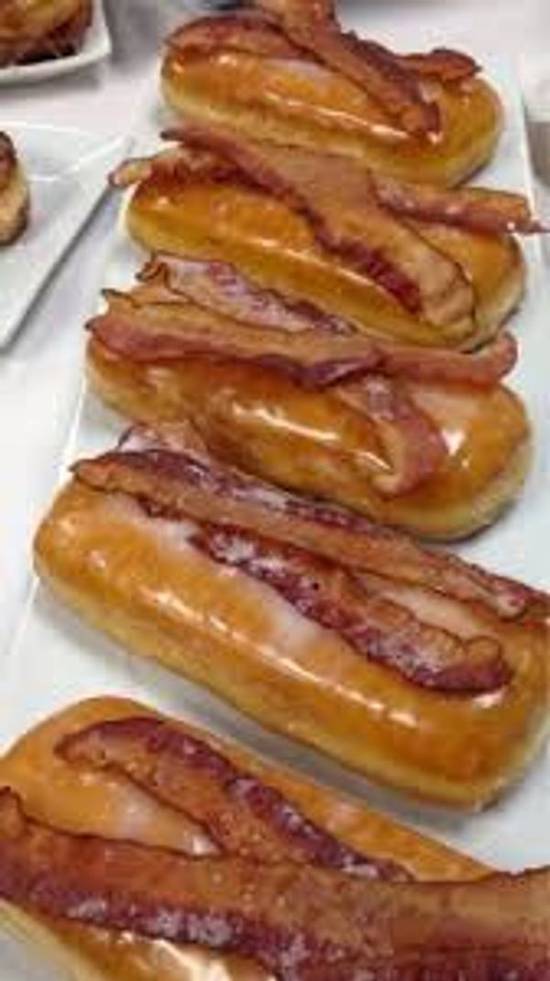 Order Maple Bacon food online from Bosa Donuts store, Avondale on bringmethat.com