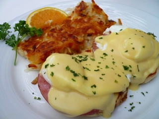 Order Eggs Benedict food online from Citrus Cafe store, Tustin on bringmethat.com