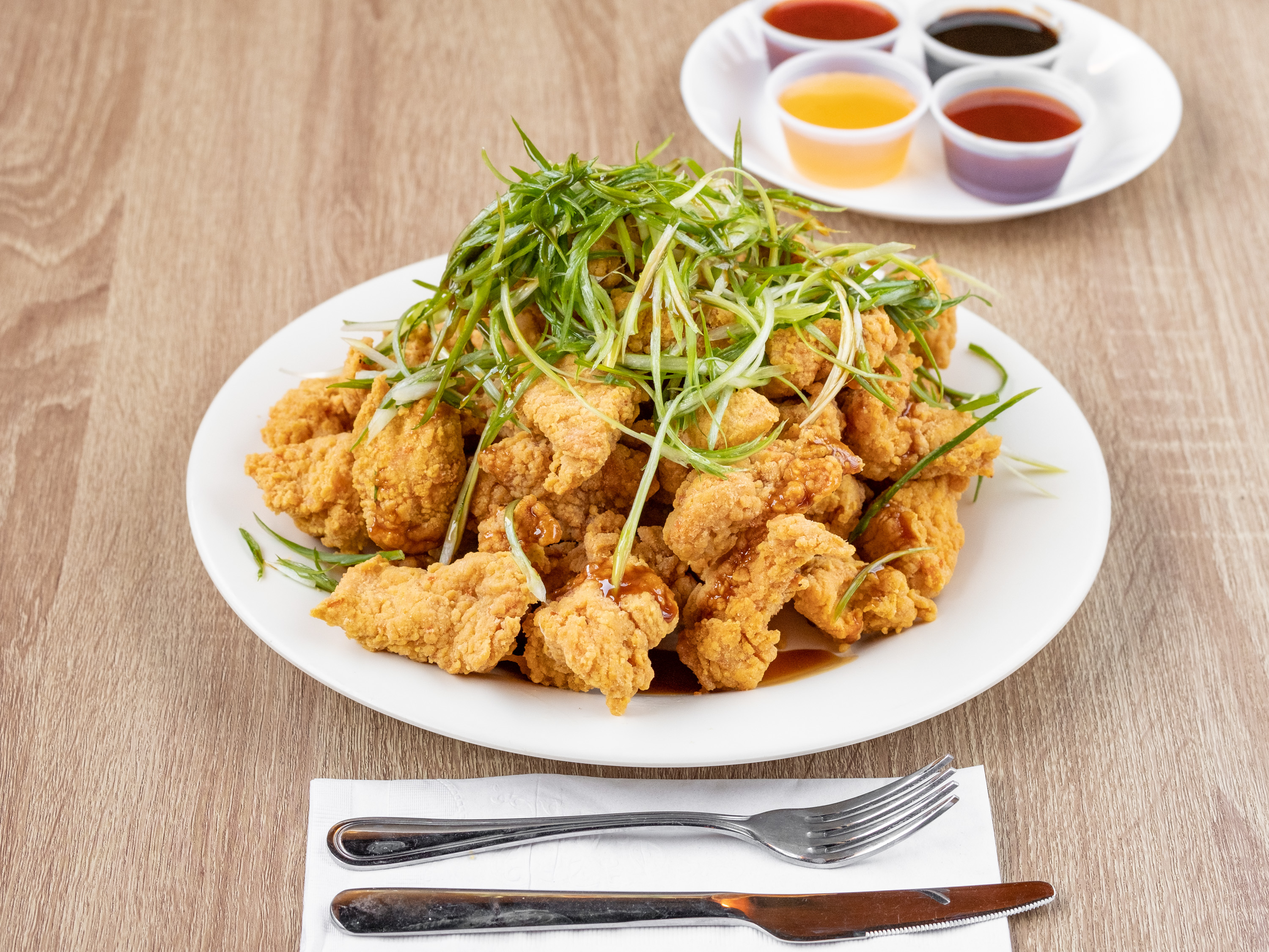 Order Green Onion Boneless Chicken food online from Hive store, San Diego on bringmethat.com