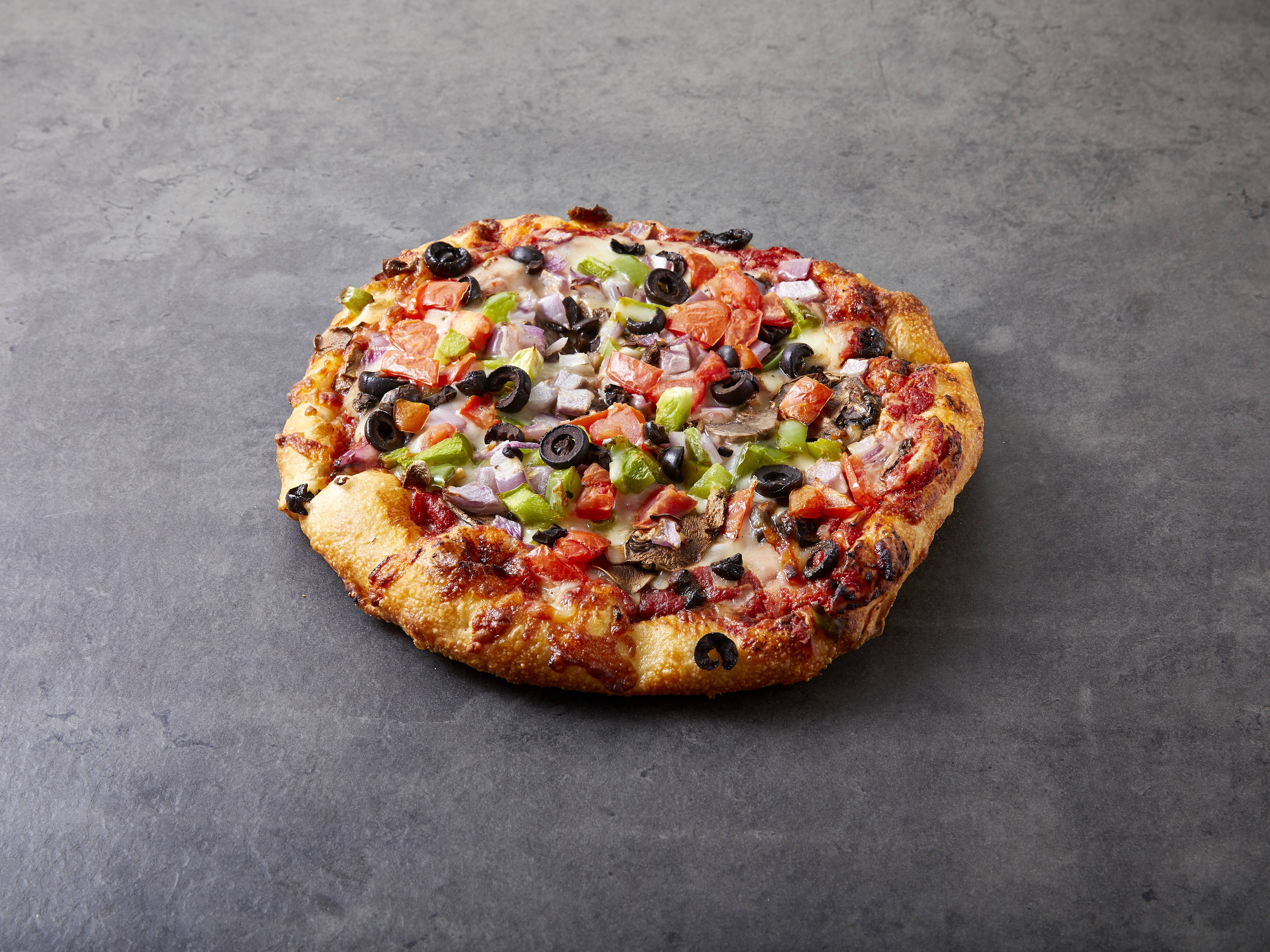 Order Veggie Round Pizza food online from Papa Romano's store, Troy on bringmethat.com