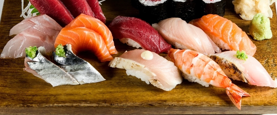 Order Sushi and Sashimi Combo  Platter food online from Sushi Mon store, Las Vegas on bringmethat.com
