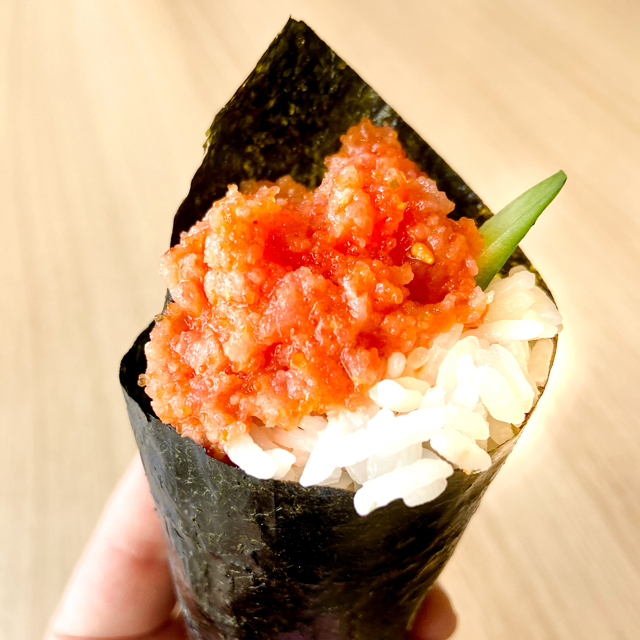 Order Spicy Tuna Hand Roll food online from Sushi Enya store, Los Angeles on bringmethat.com