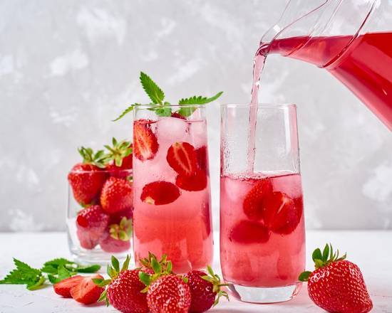 Order Strawberry Juice food online from Arifs Mediterranean Grill store, Dearborn Heights on bringmethat.com