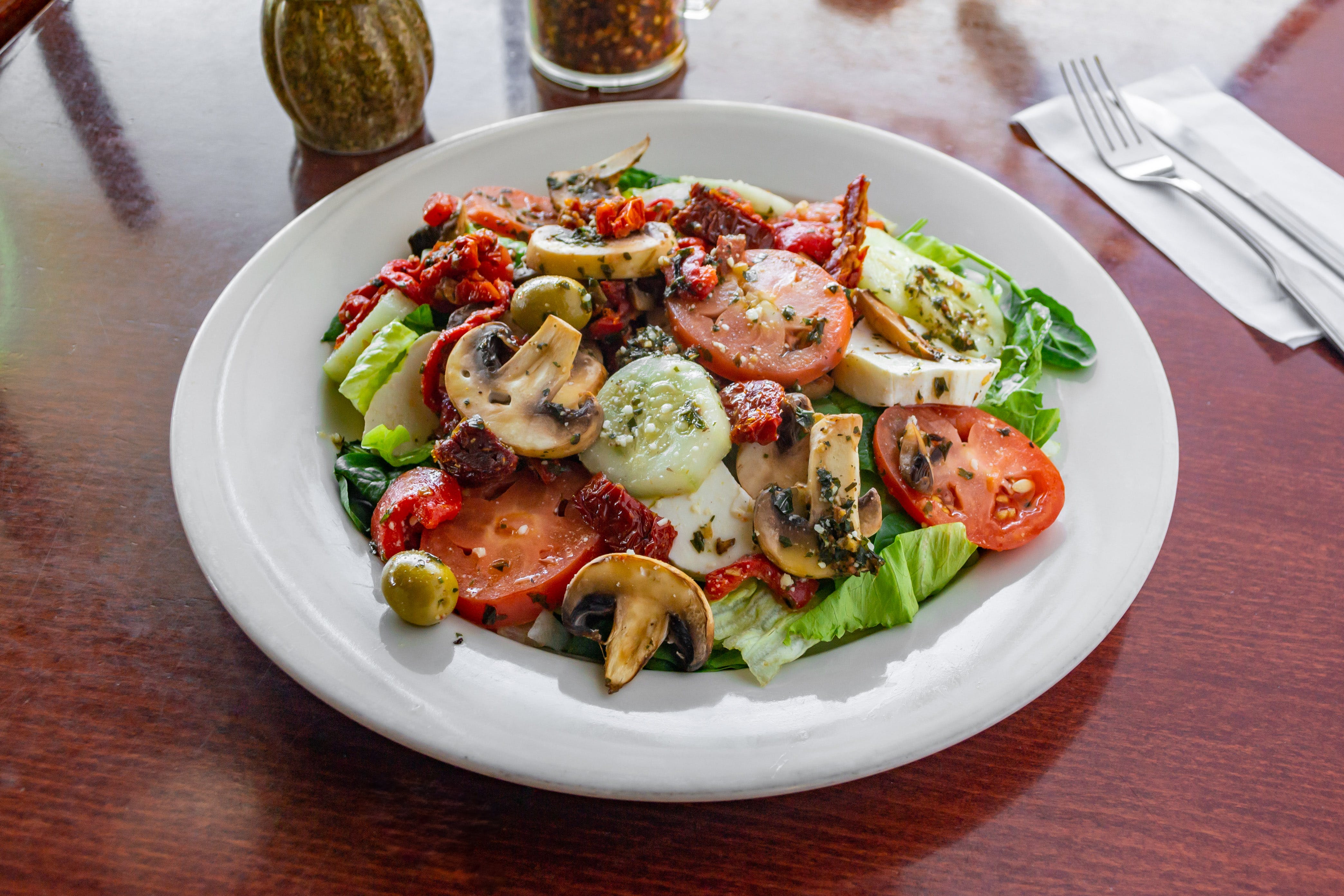 Order Italian Salad - Salad food online from Tuscana Pizza & Pasta store, Nazareth on bringmethat.com