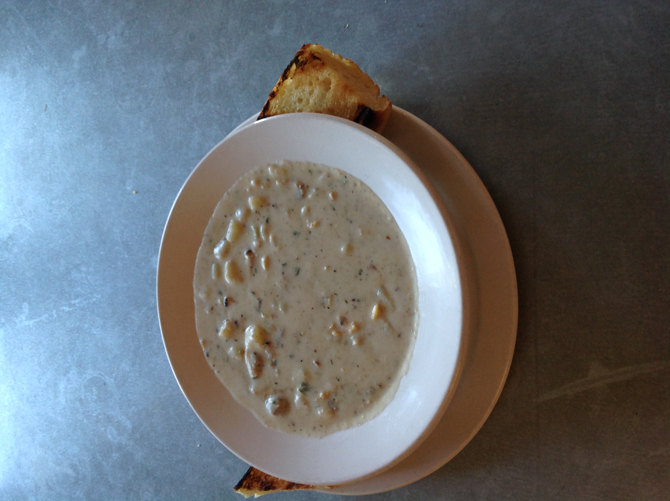 Order Boston Clam Chowder Soup food online from Fishermans Market & Grill store, La Quinta on bringmethat.com