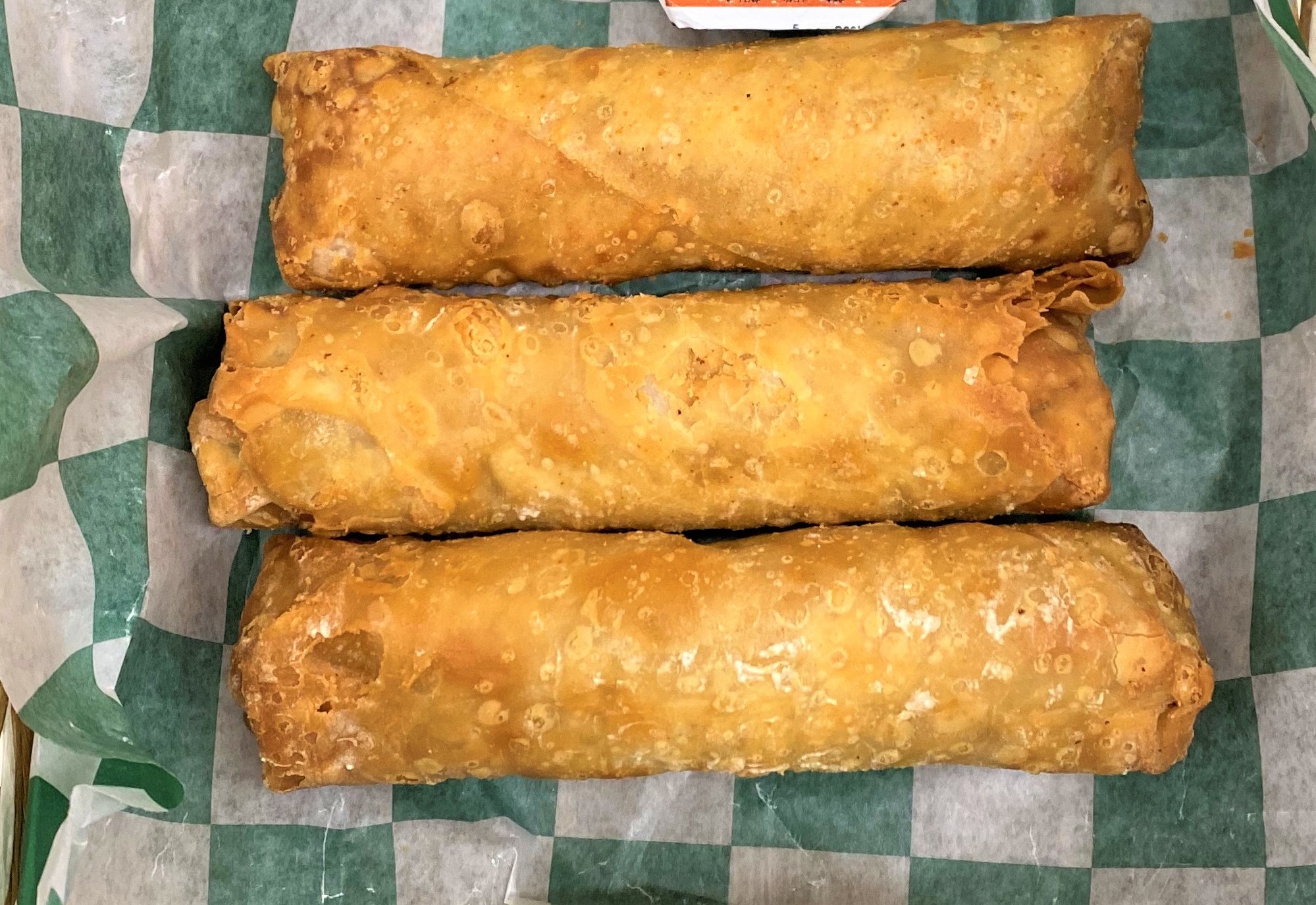 Order Chicken Egg Roll food online from EZ GO Foodmart store, Painesville on bringmethat.com