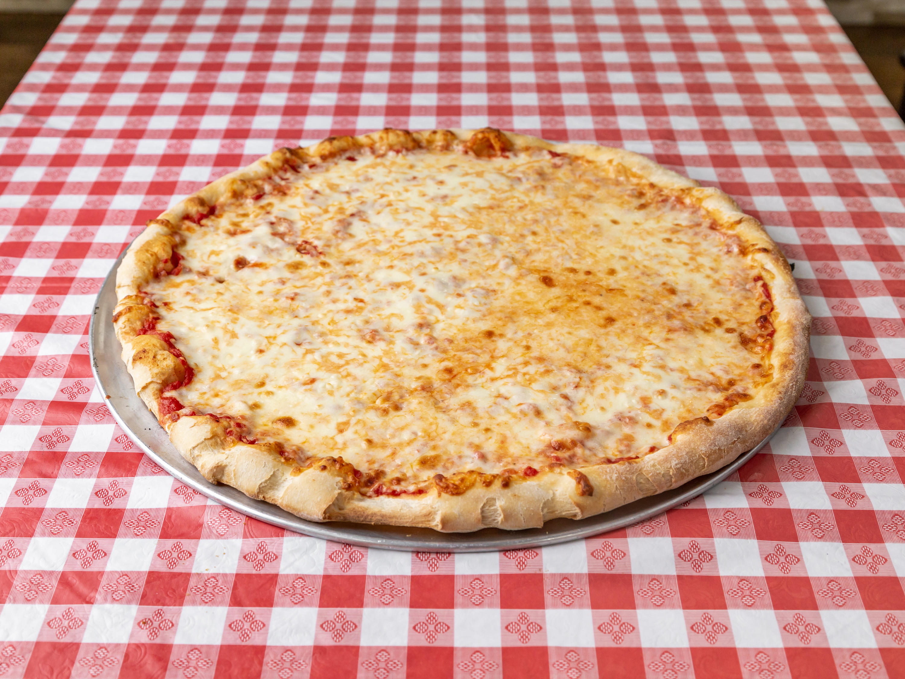Order Traditional Cheese Pizza food online from La Collina Italian Specialty Pizzera store, Haledon on bringmethat.com