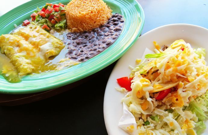 Order El Azteca Platter food online from Tres Jalapenos store, Philadelphia on bringmethat.com