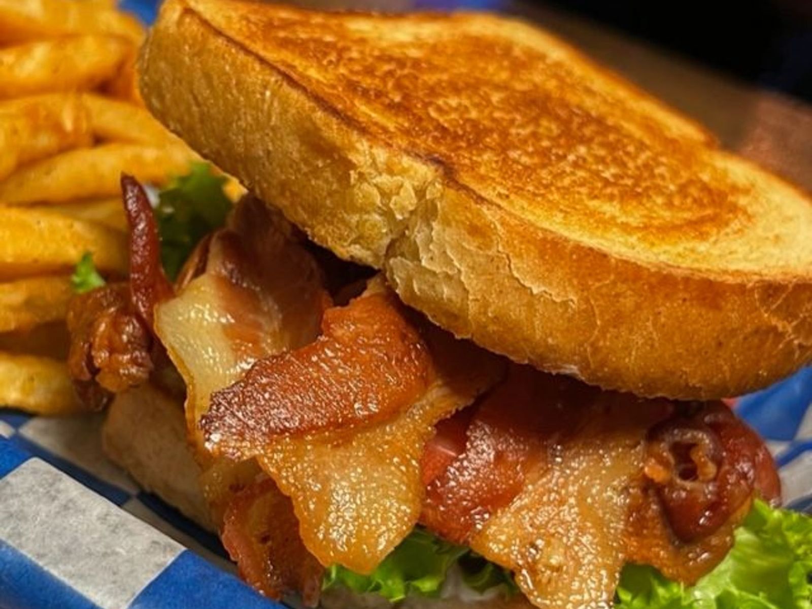 Order Your Mom's BLT food online from Tonys Eat & Drink store, Franklin on bringmethat.com