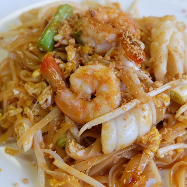 Order Country Pad Thai Dinner food online from Pho & Spice store, Waltham on bringmethat.com