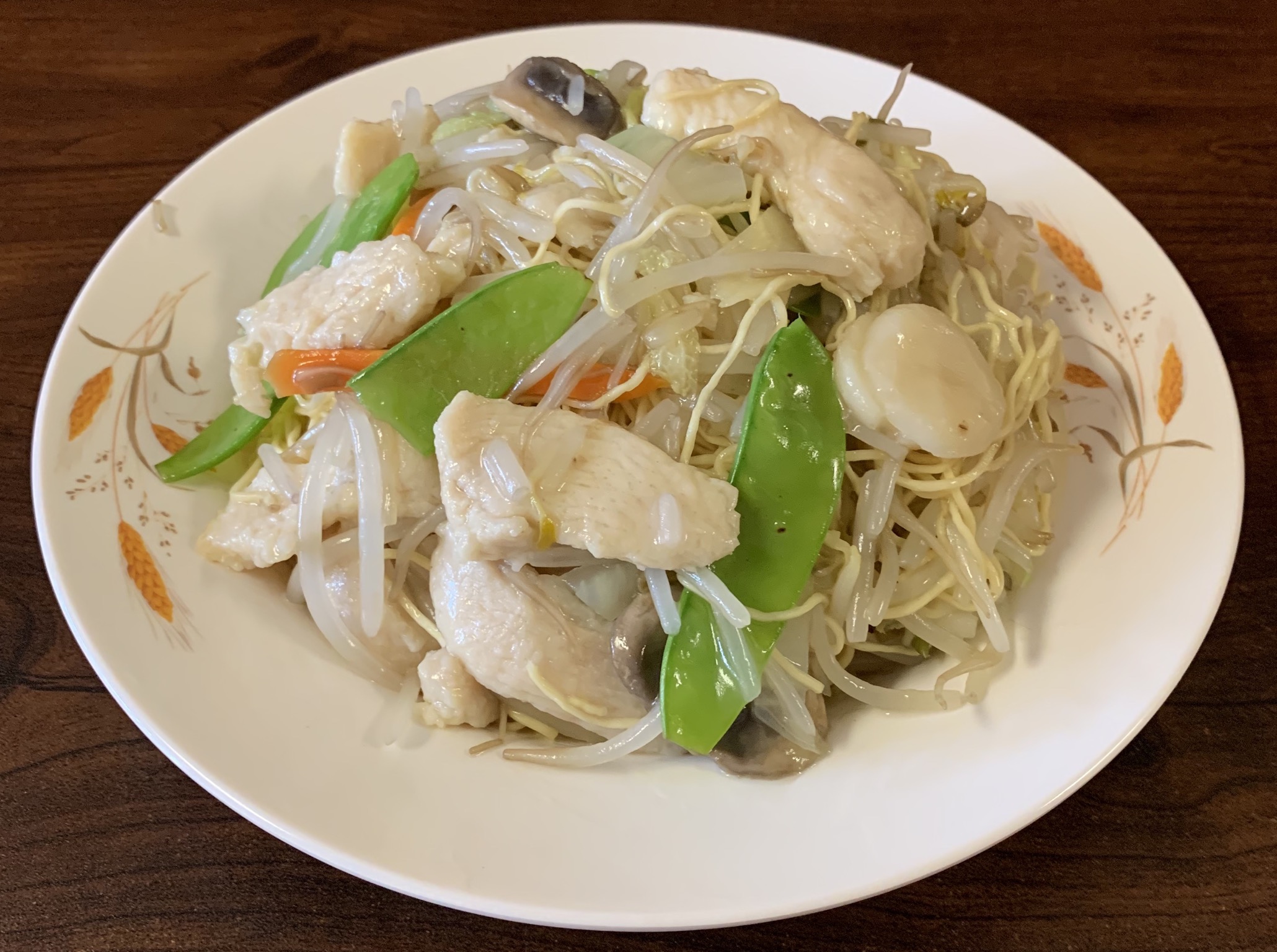 Order Chicken Lo Mein Cantonese Style food online from Great Wall Chinese Restaurant store, Western Springs on bringmethat.com