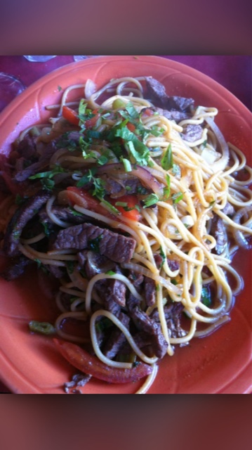 Order Tallarin Saltado de Carne food online from Mi Lindo Peru store, San Francisco on bringmethat.com