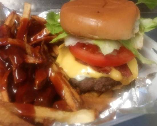 Order Cheeseburger food online from Baby Ds Chicken Shack store, Euclid on bringmethat.com