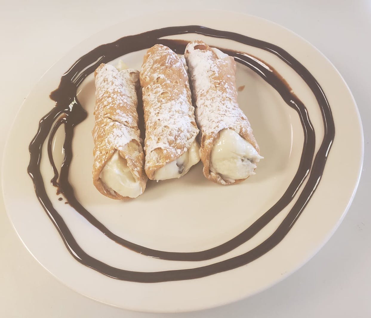 Order Cannoli - Dessert food online from Drake Pizza store, Allentown on bringmethat.com