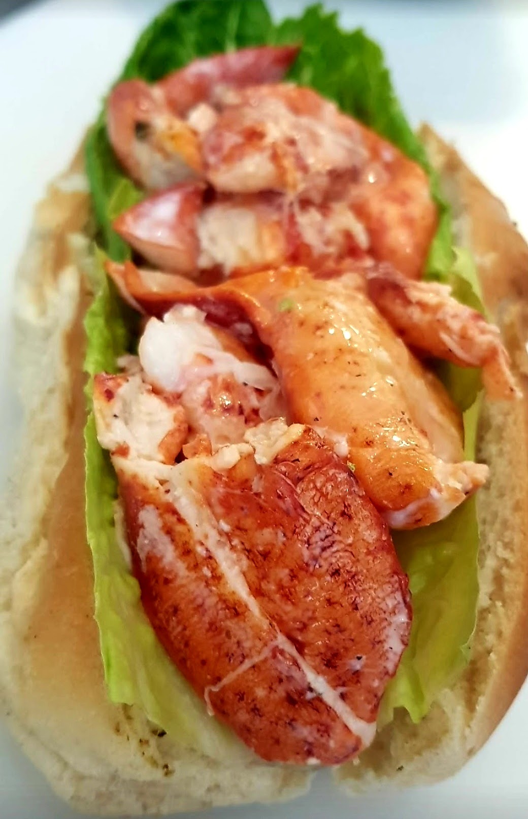 Order Lobster Roll food online from Jimmies Cafe store, Roslindale on bringmethat.com
