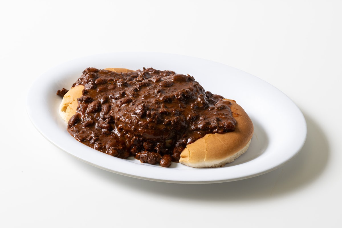 Order CHILI HAMBURGER food online from Nation's Giant Hamburgers store, San Leandro on bringmethat.com