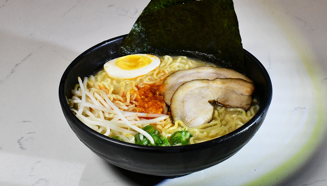 Order Spicy Miso Ramen food online from Shiki Bento House store, Foster City on bringmethat.com