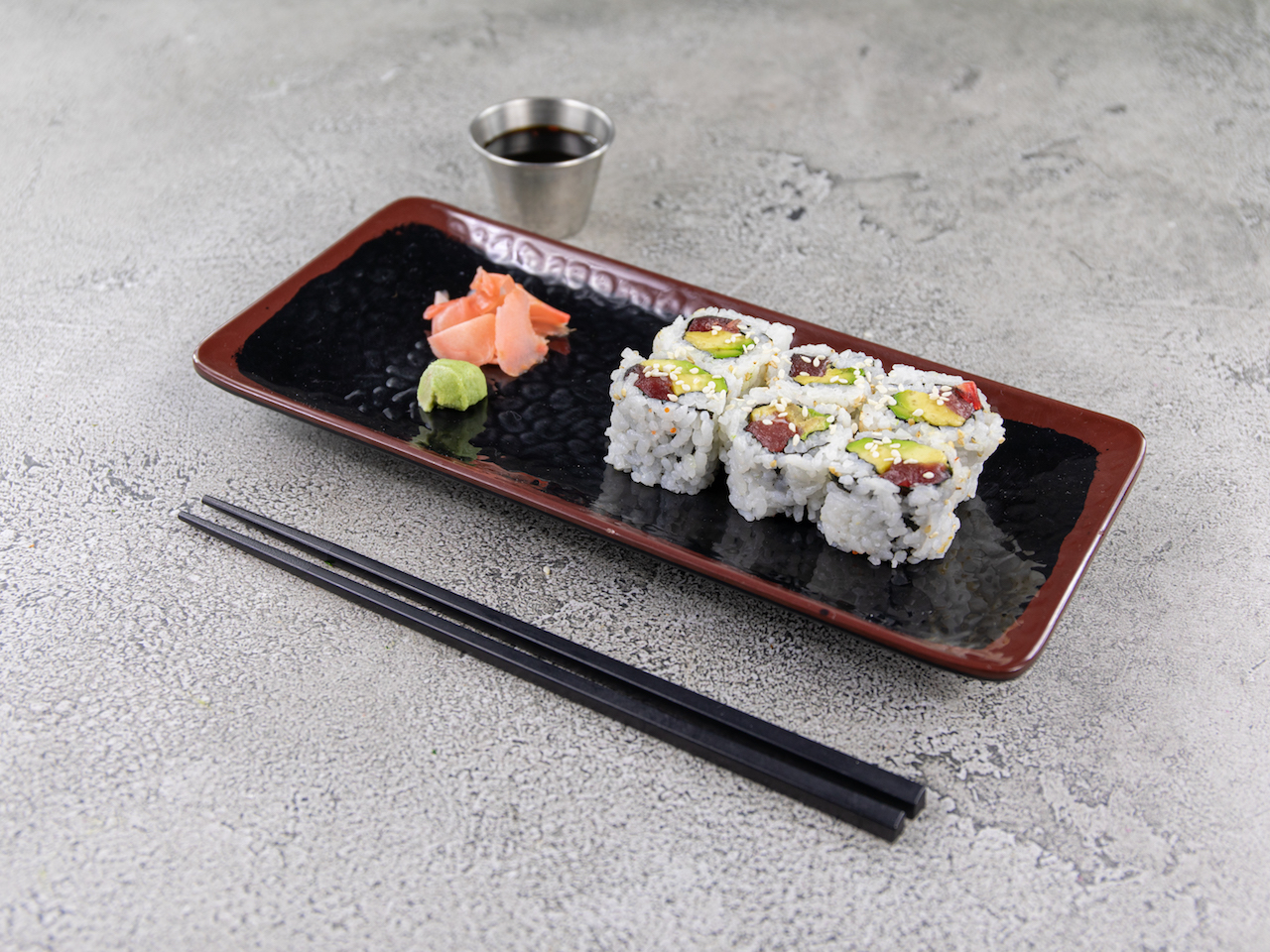 Order 85. Tuna Avocado Maki food online from Taiyou shabu & sushi store, Quincy on bringmethat.com
