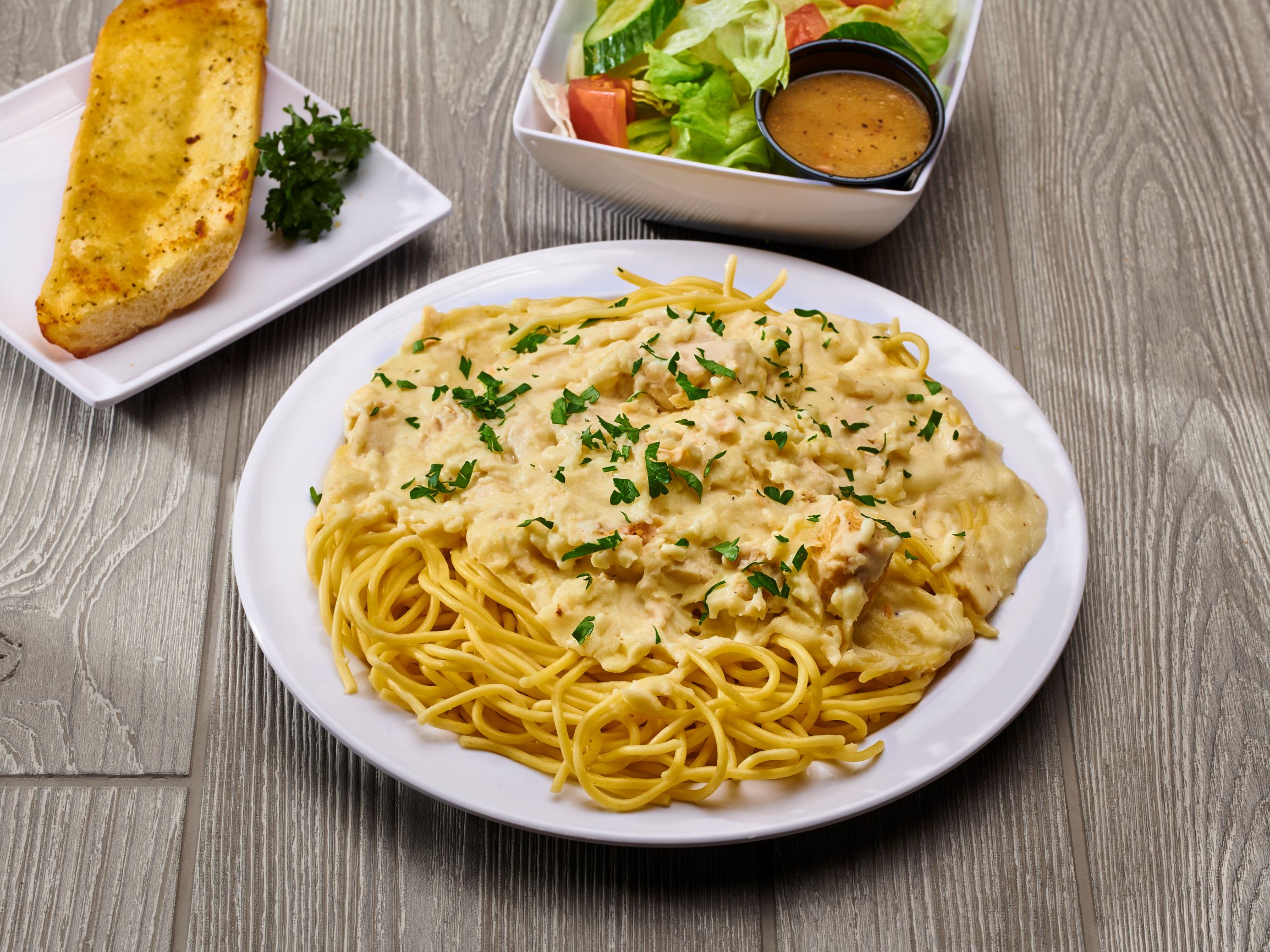 Order Chicken Alfredo with Pasta food online from Jino Pizza store, Los Angeles on bringmethat.com