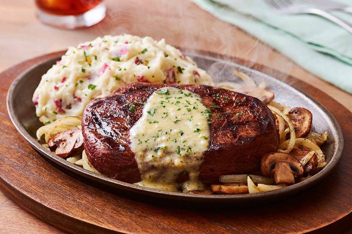 Order Bourbon Street Steak* food online from Applebee store, Reading on bringmethat.com